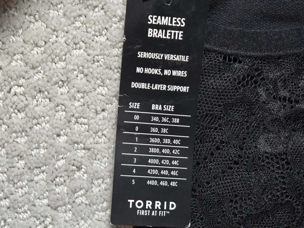 Torrid Curve Seamless Bralette Black Lace Trim Size 0